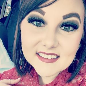 Meet your Posher, Tori